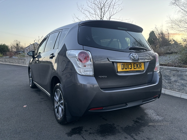 Toyota Verso 2.0 D-4D Icon 5dr in Derry / Londonderry