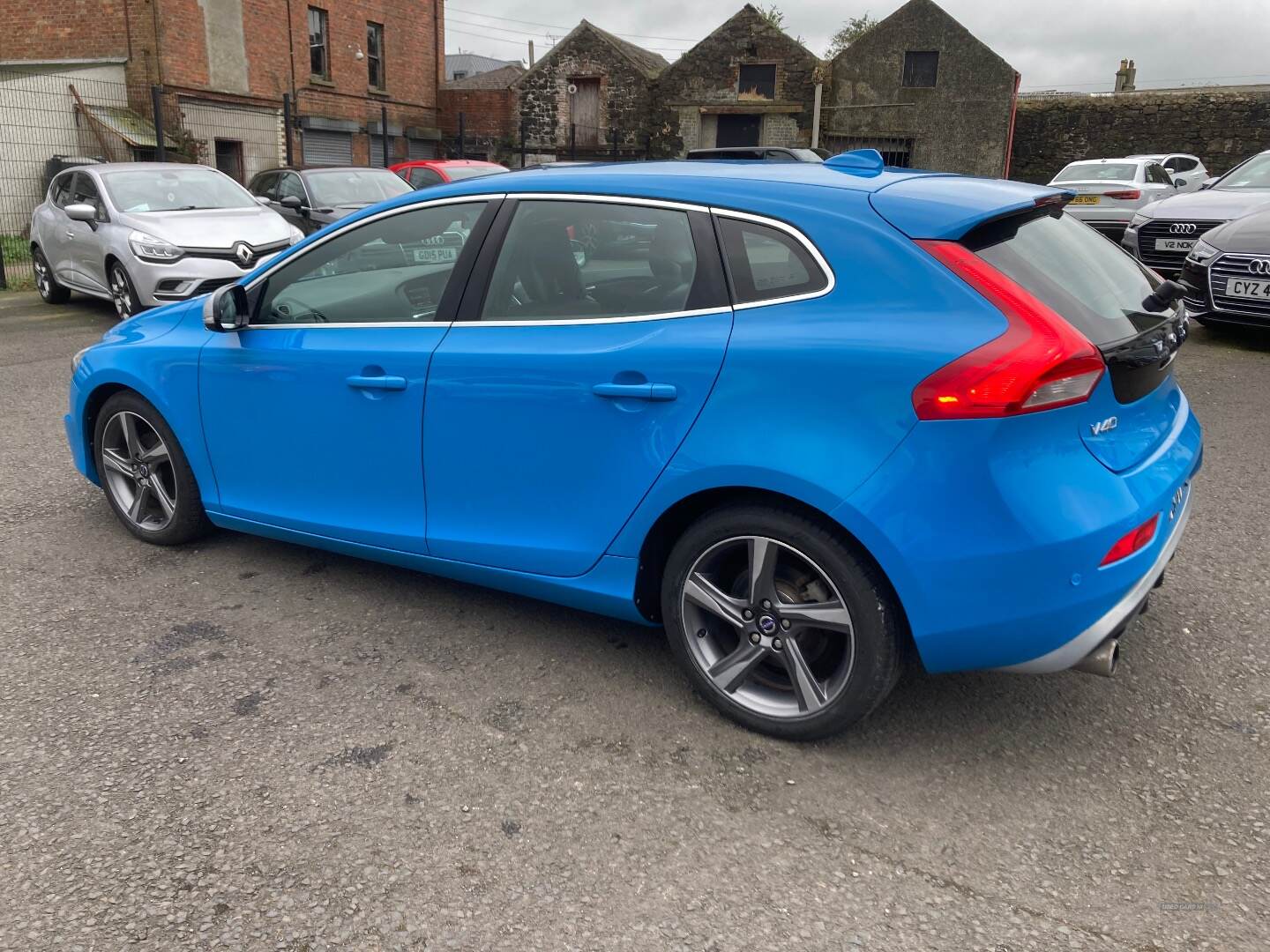 Volvo V40 DIESEL HATCHBACK in Antrim