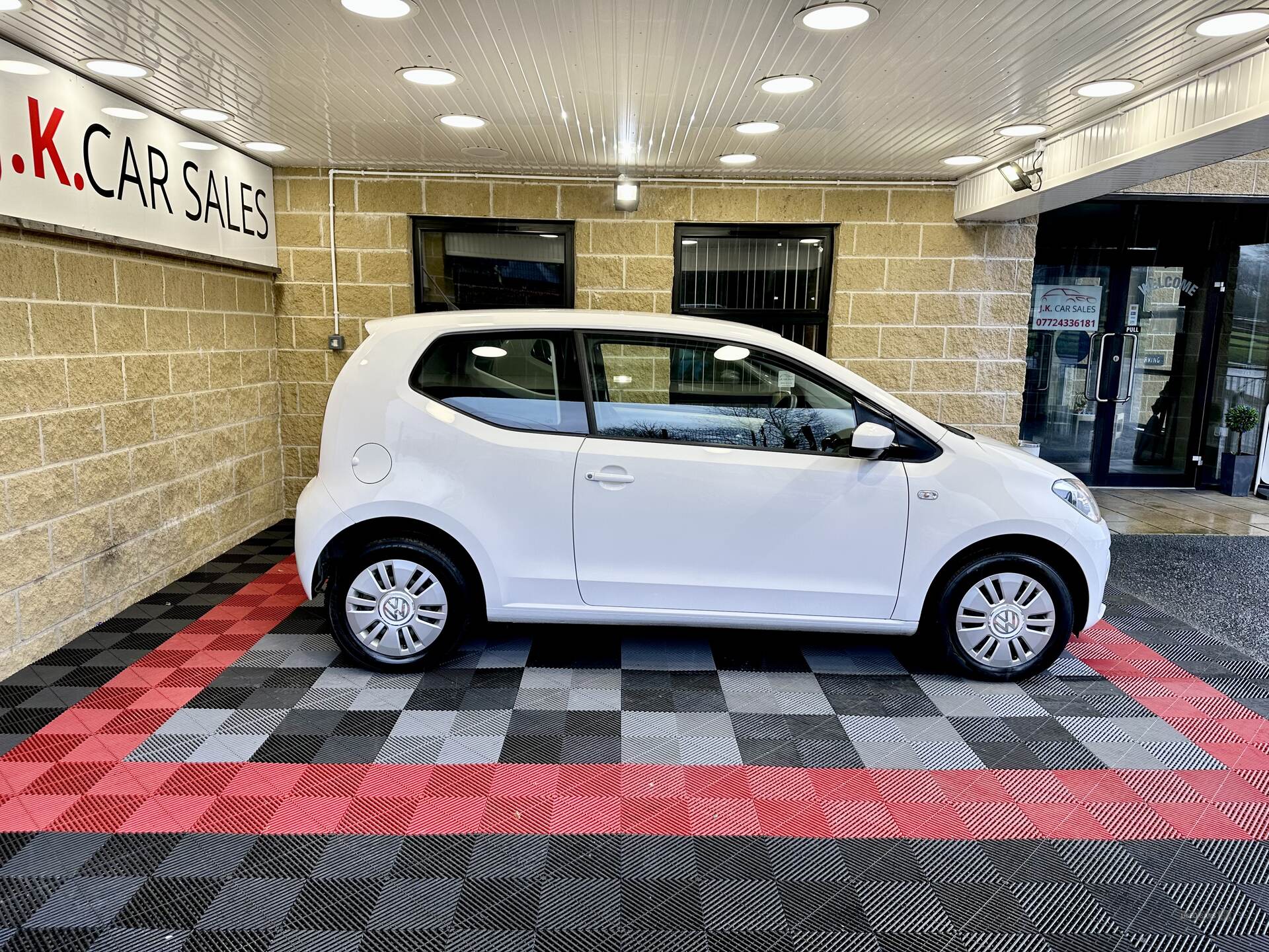 Oct 2013 Volkswagen Up 1.0 Move Up 3dr
