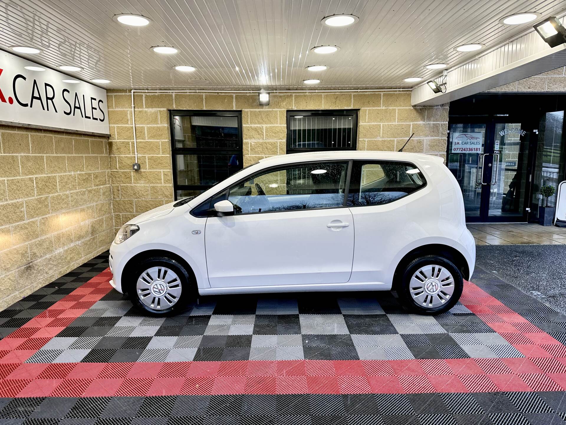 Oct 2013 Volkswagen Up 1.0 Move Up 3dr