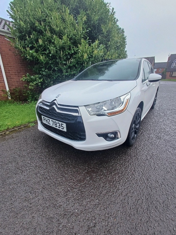Citroen DS4 1.6 HDi 115 DStyle 5dr in Antrim