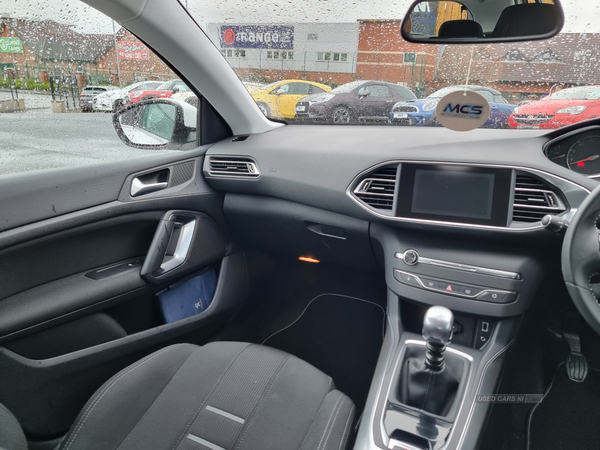 Peugeot 308 Allure e-HDi in Armagh