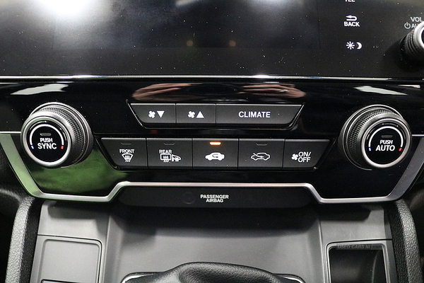 Honda CR-V 1.5 VTEC Turbo SE 5dr 2WD in Down