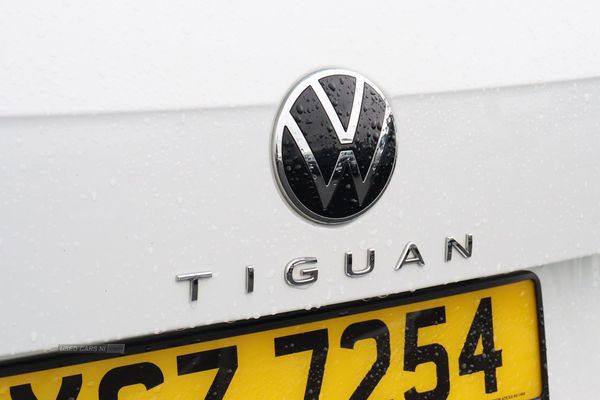 Volkswagen Tiguan LIFE TSI DSG in Antrim