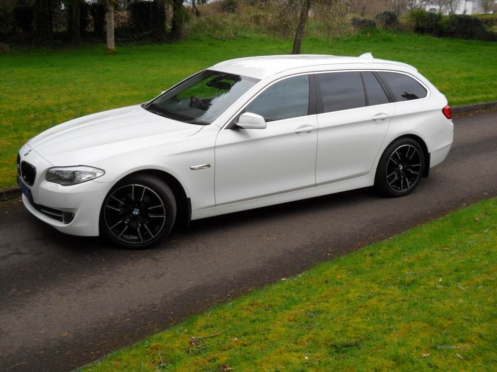 BMW 5 Series DIESEL TOURING in Derry / Londonderry