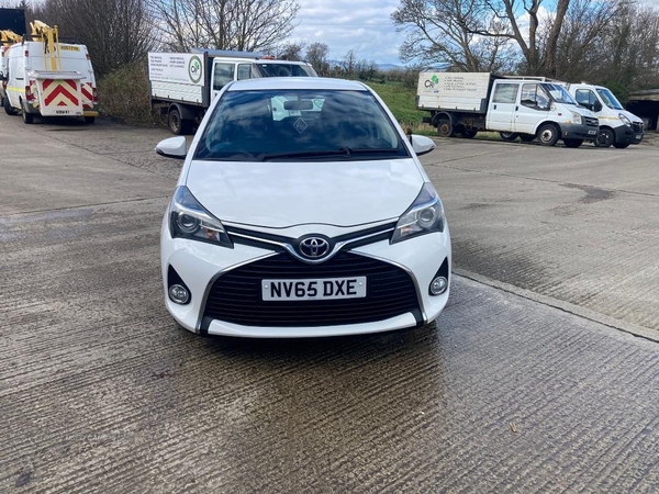 Toyota Yaris 1.33 VVT-i Icon 5dr in Derry / Londonderry