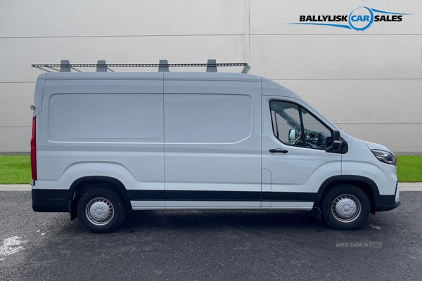 Maxus Deliver 9 BASE LH P/V IN WHITE WITH 10K - PLYLINED + ROOF RACK in Armagh