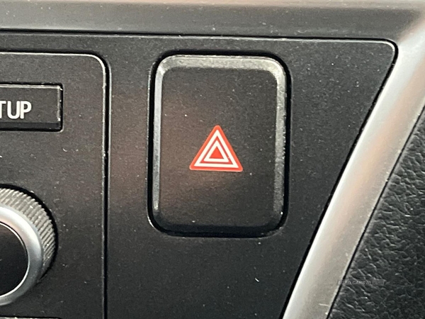 Toyota Auris 1.33 Dual Vvti Icon 5Dr in Antrim