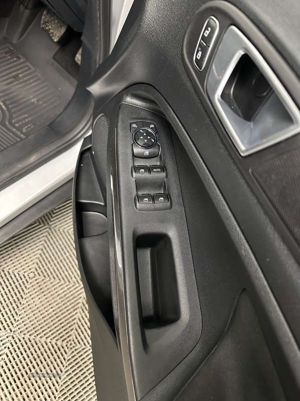Vauxhall Adam 1.2 JAM 3d 69 BHP CRUISE CONTROL, REMOTE CENTRAL LOCK in Down