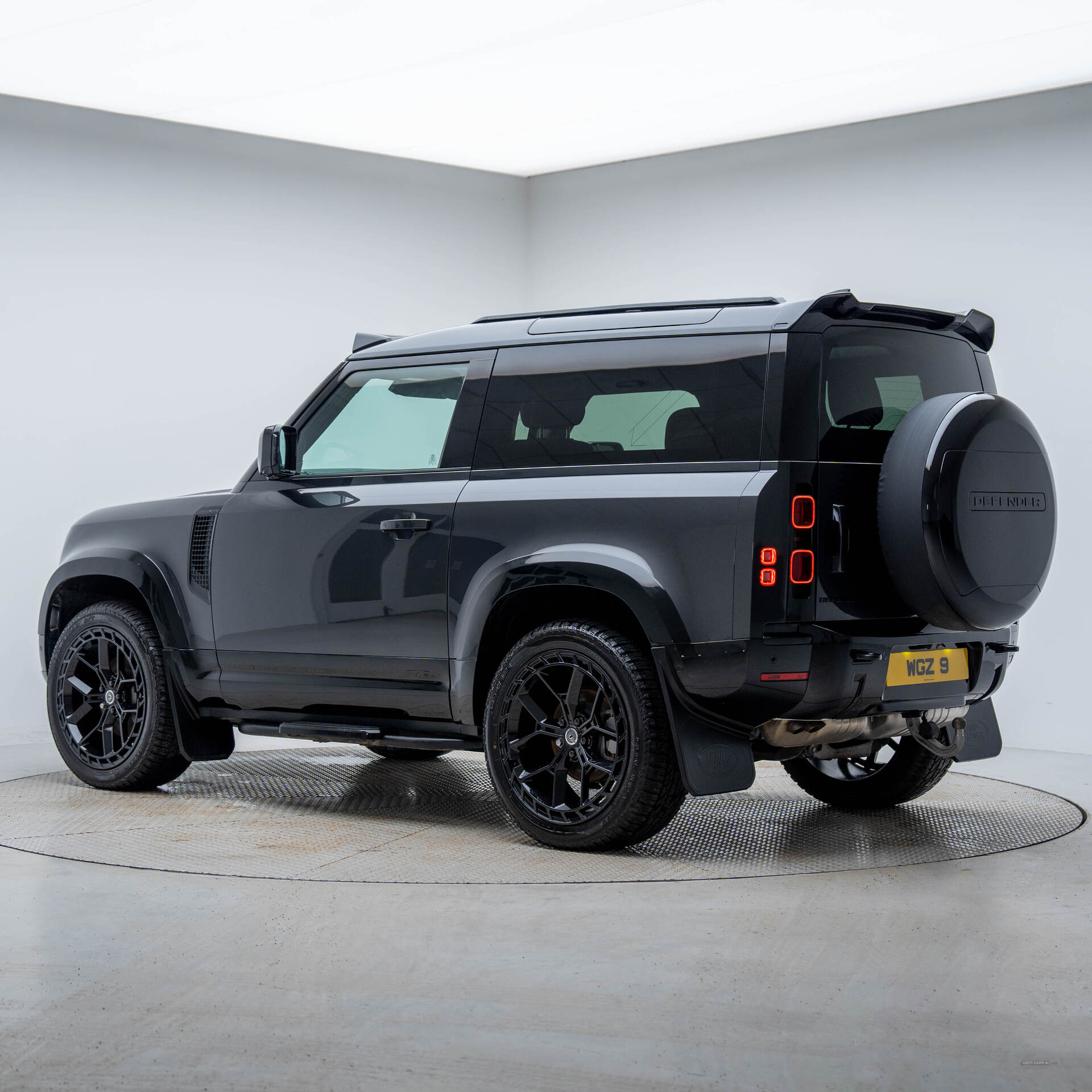 Land Rover Defender DIESEL ESTATE in Antrim