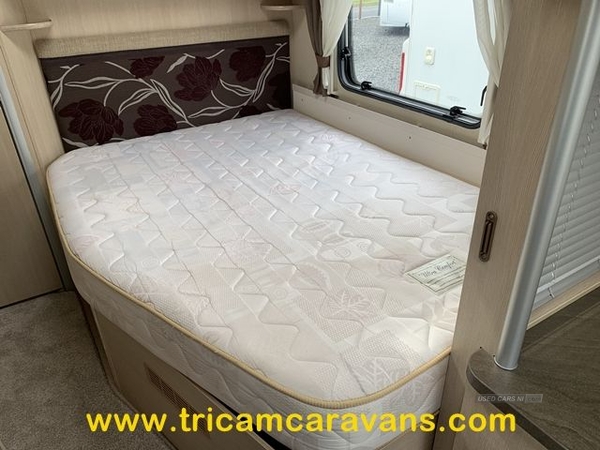 Sterling Eccles Elite Amber Fixed Bed in Down