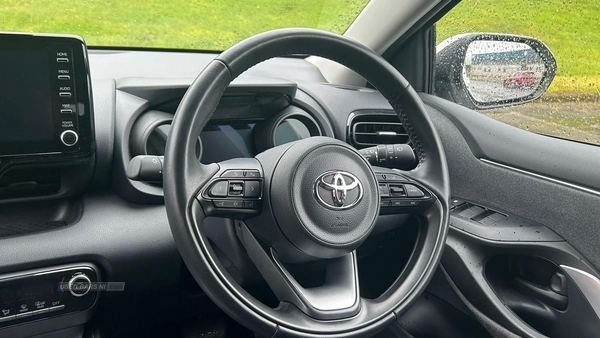 Toyota Yaris 1.5 VVT-h Design E-CVT Euro 6 (s/s) 5dr in Antrim