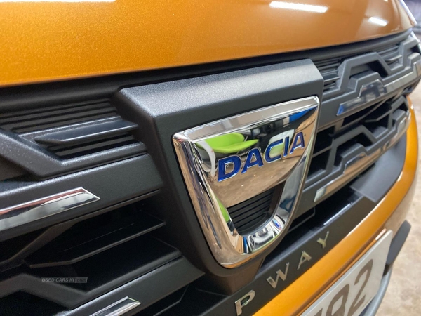 Dacia Sandero Stepway 1.0 Tce Prestige 5Dr Cvt in Down