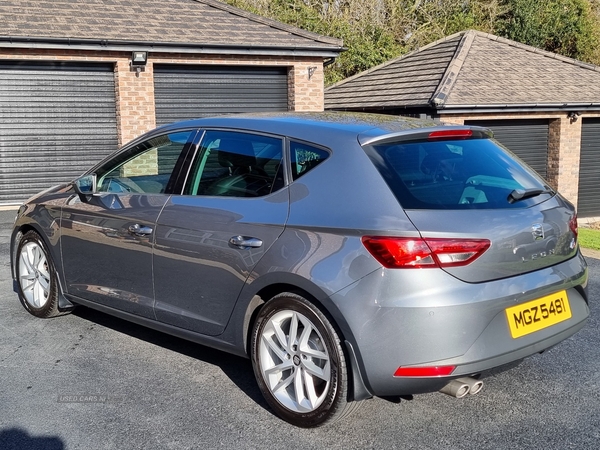 Seat Leon 2.0 TDI 184 FR 5dr DSG [Technology Pack] in Down