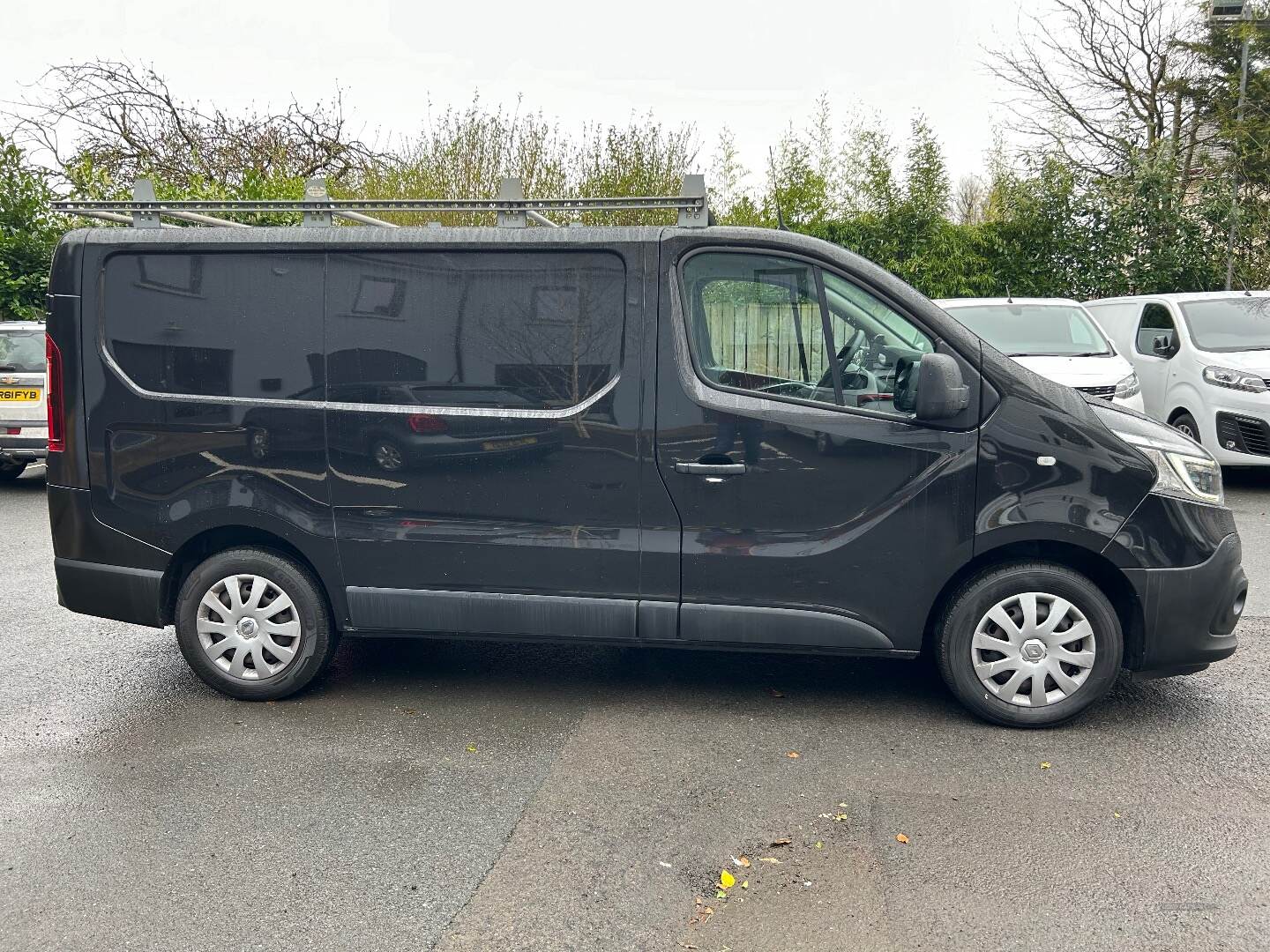 Renault Trafic SWB DIESEL in Down