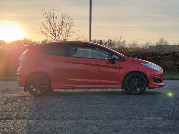 Ford Fiesta 1.0 EcoBoost 140 Zetec S Red 3dr in Derry / Londonderry