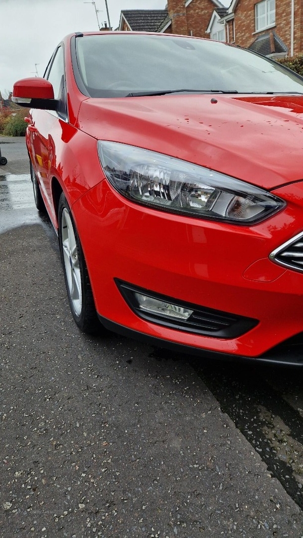 Ford Focus 1.0 EcoBoost Zetec 5dr in Armagh