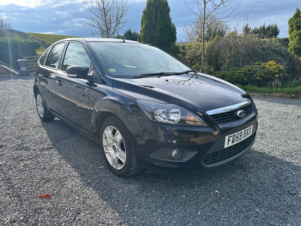 Ford Focus 1.6 TDCi Zetec 5dr [110] [DPF] in Down