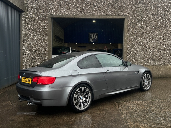 BMW M3 COUPE in Down