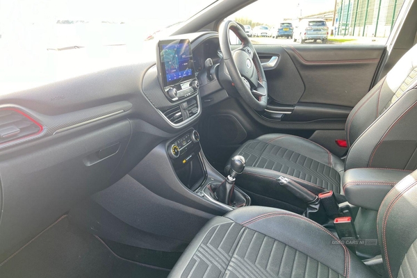 Ford Puma 1.0 EcoBoost Hybrid mHEV 155 ST-Line X 5dr, Apple Car Play, Android Auto, Parking Sensors, Sat Nav, Multimedia Display, Exclusive Paint in Derry / Londonderry