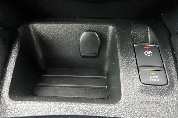 Nissan Qashqai 1.3 DiG-T Acenta Premium DI, Media Screen, Parking Sensors, Reverse Camera, Sat Nav, DAB Radio, Multifunction Steering Wheel in Derry / Londonderry
