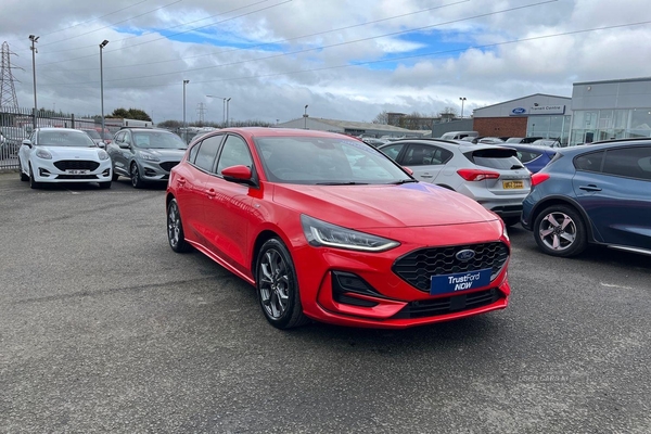 Ford Focus ST-LINE 5DR - SYNC 4, CRUISE CONTROL, WIRELESS APPLE CARPLAY, FRONT+REAR PARKING SENSORS, PUSH BUTTON START, DRIVE MODE SELECTOR in Antrim
