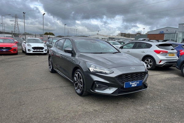 Ford Focus Hybrid mHEV 155 ST-Line X Edition - REVERSING CAMERA, SENSORS FRONT & BACK, HEATED SEATS & STEERING WHEEL, DIGITAL INSTRUMENT CLUSTER, 1 LOCAL OWNER in Antrim