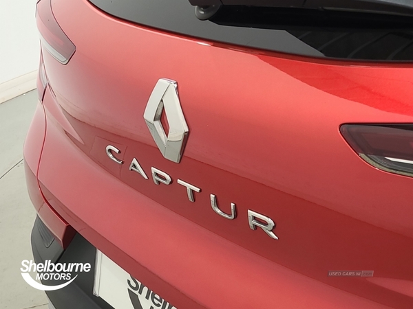 Renault Captur 1.6 E-TECH Hybrid 145 Iconic Edition 5dr Auto Hatchback in Down