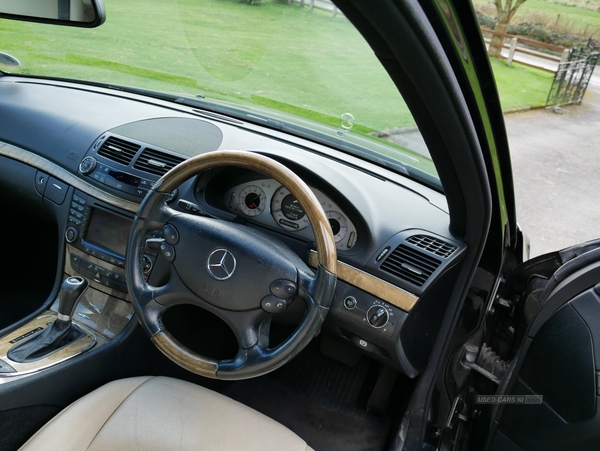 Mercedes E-Class E320 CDI Avantgarde 4dr Tip Auto in Down