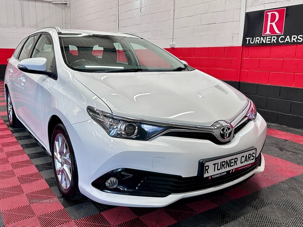 Toyota Auris DIESEL TOURING SPORT in Derry / Londonderry