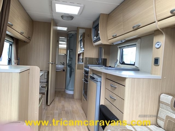 Abbey Vogue 2 520/4, 4 Berth, Separate Shower in Down
