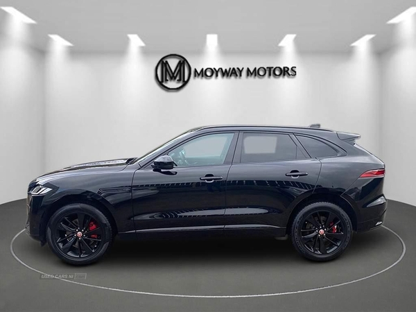 Jaguar F-Pace 2.0 D200 MHEV R-Dynamic Black Auto AWD Euro 6 (s/s) 5dr in Tyrone