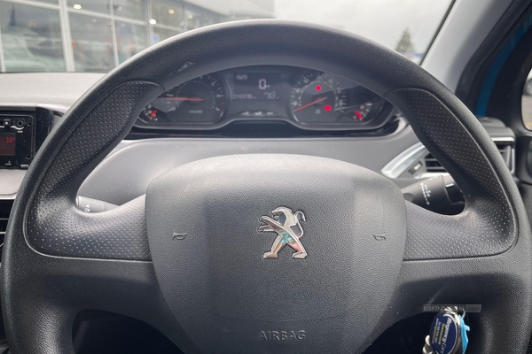 Peugeot 208 1.0 VTi Access 5dr in Antrim