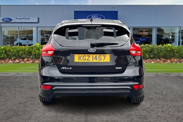 Ford Focus 1.0 EcoBoost 140 ST-Line X 5dr in Antrim