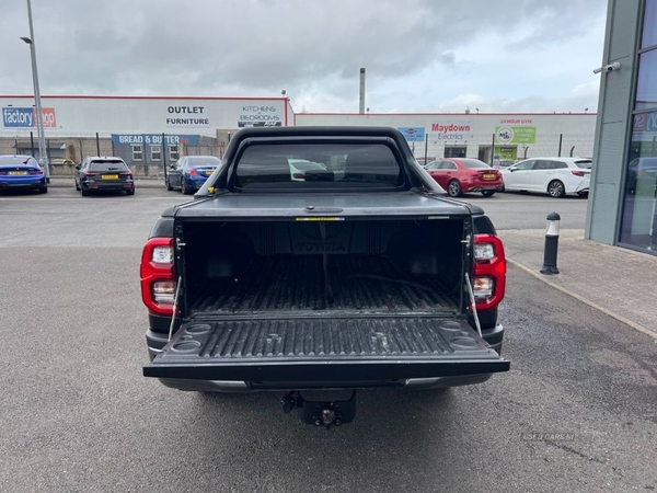 Toyota Hilux Invincible X D/Cab Pick Up 2.8 D-4D Auto in Derry / Londonderry