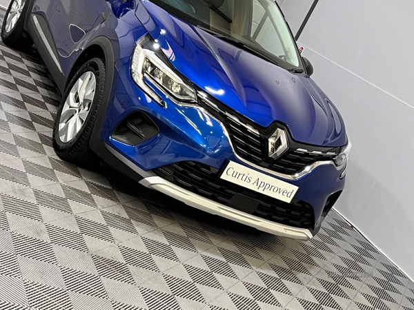Renault Captur 1.3 TCe Iconic Euro 6 (s/s) 5dr in Derry / Londonderry