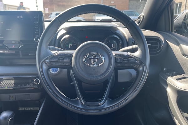 Toyota Yaris 1.5 VVT-h Dynamic E-CVT Euro 6 (s/s) 5dr in Tyrone