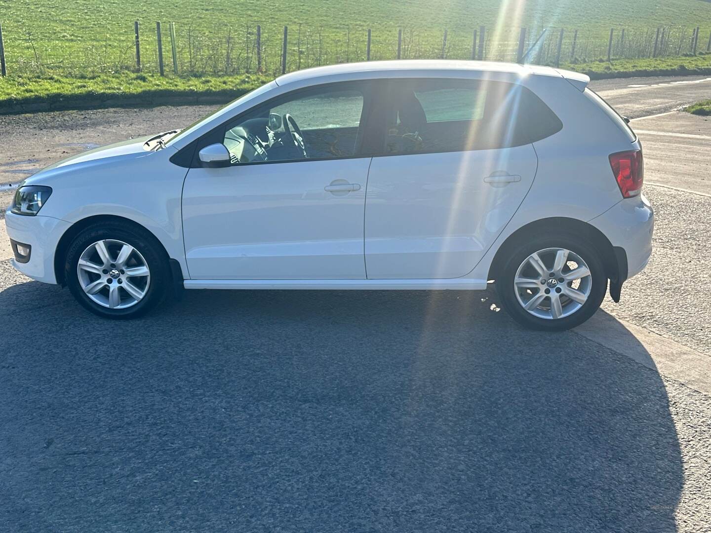 Volkswagen Polo HATCHBACK in Down