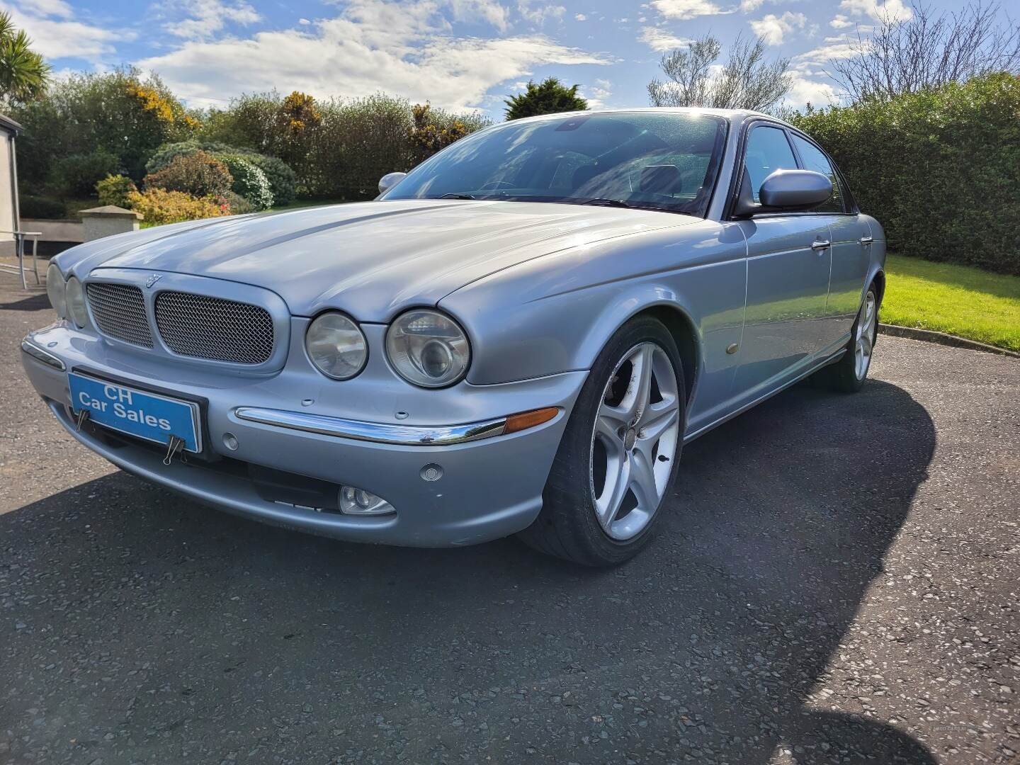 Jaguar XJ Series DIESEL SALOON in Down