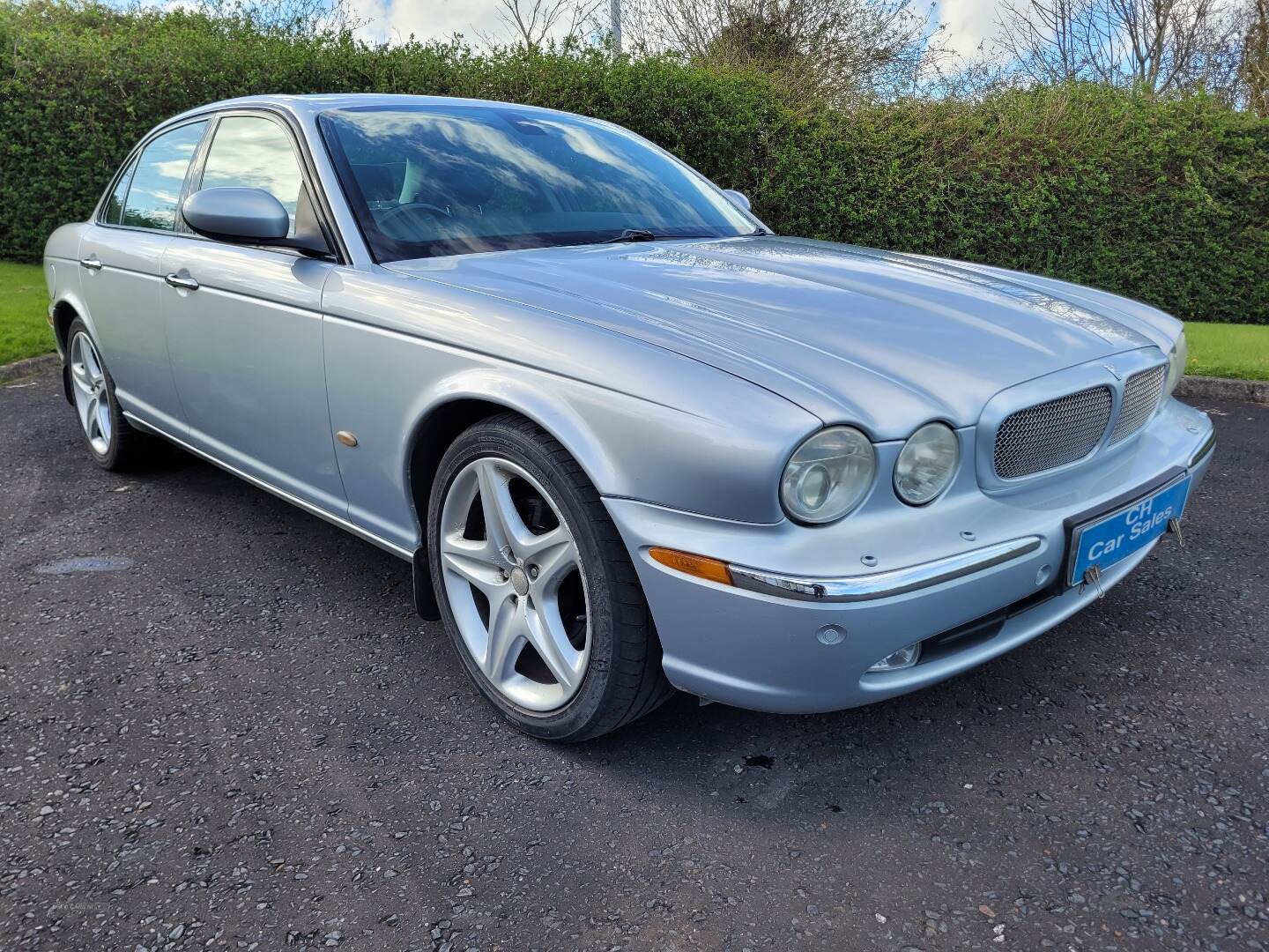 Jaguar XJ Series DIESEL SALOON in Down