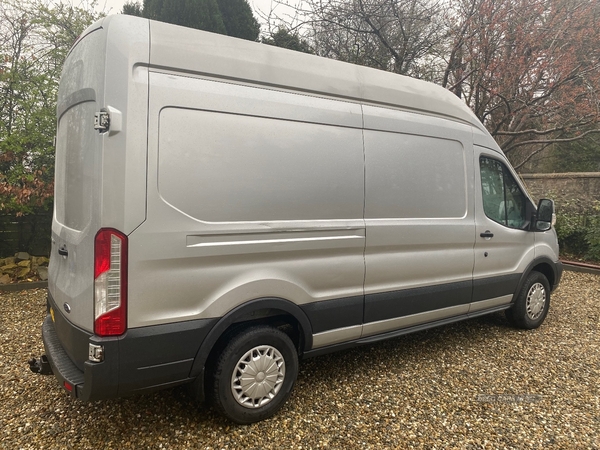 Ford Transit 2.2 TDCi 125ps H3 Trend Van in Down