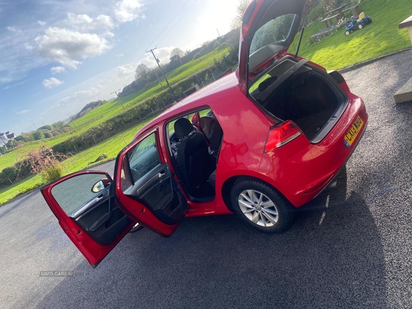 Volkswagen Golf 1.6 TDI 105 S 5dr in Armagh