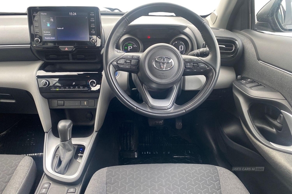 Toyota Yaris Cross 1.5 Hybrid Icon 5dr CVT in Antrim