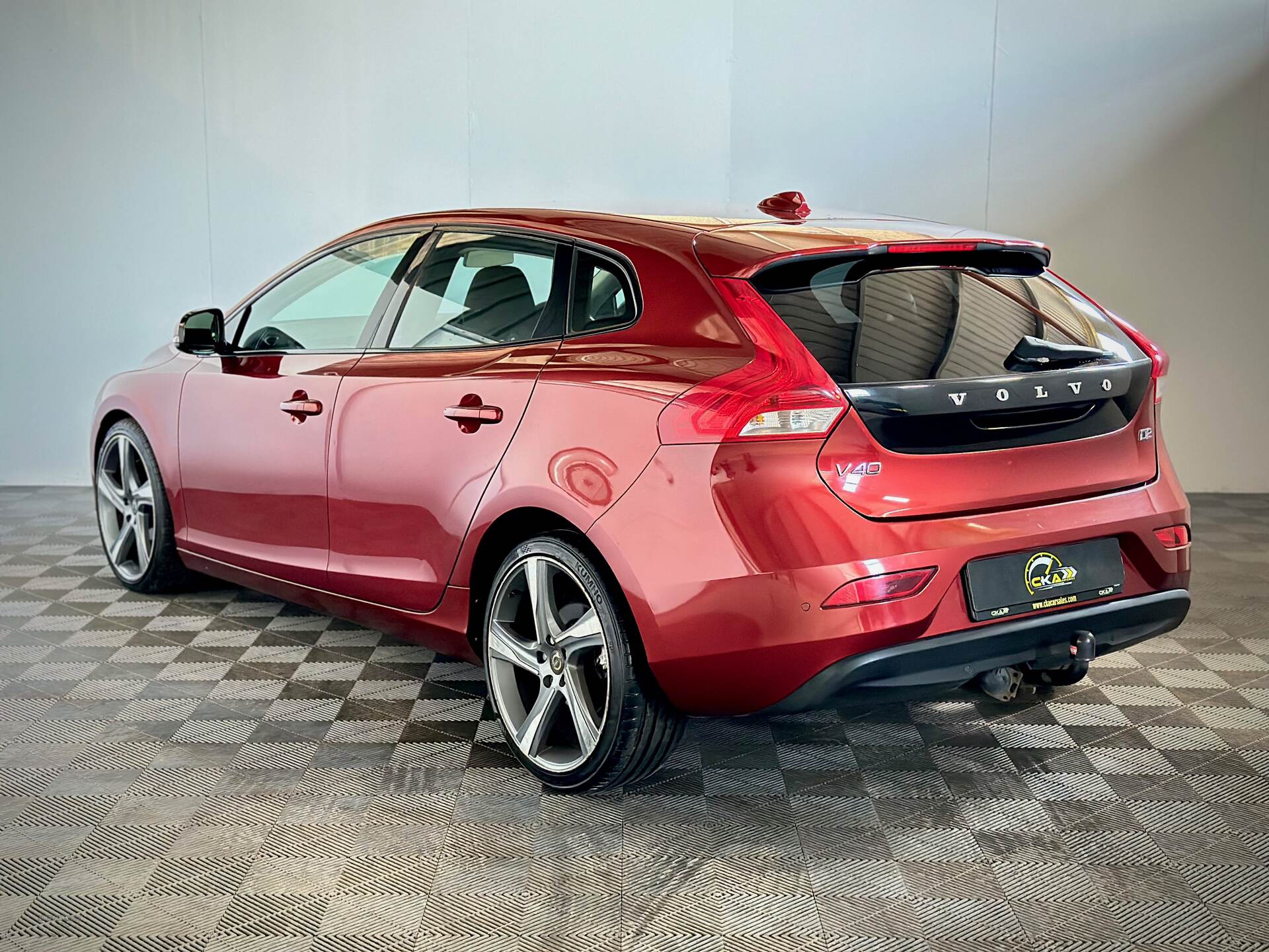 Volvo V40 DIESEL HATCHBACK in Tyrone