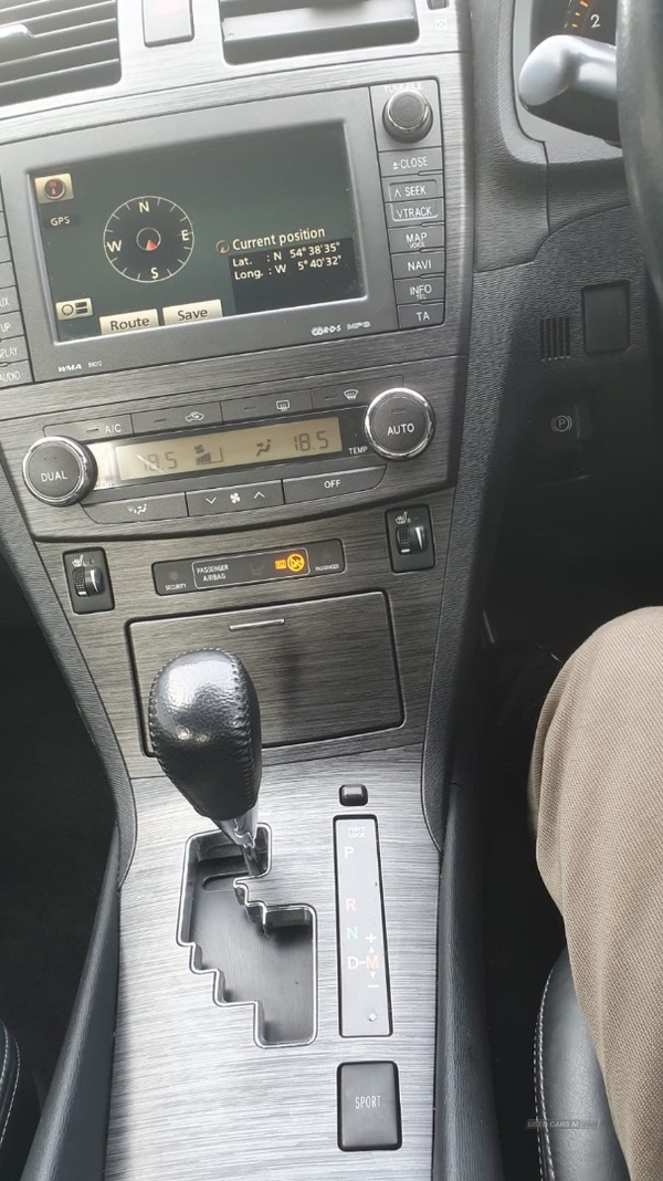Toyota Avensis 1.8 V-matic T4 Nav 4dr CVT Auto in Down