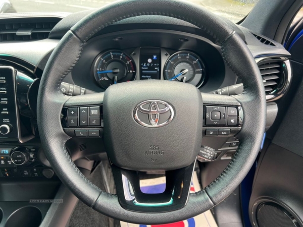 Toyota Hilux 2.8 INVINCIBLE X 4WD D-4D DCB 202 BHP in Armagh