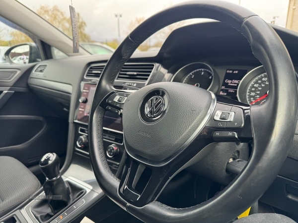 Volkswagen Golf 1.6 SE NAVIGATION TDI BLUEMOTION TECHNOLOGY 5d 114 BHP in Tyrone