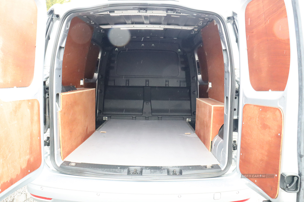Volkswagen Caddy Maxi C20 TDI COMMERCE PRO in Antrim