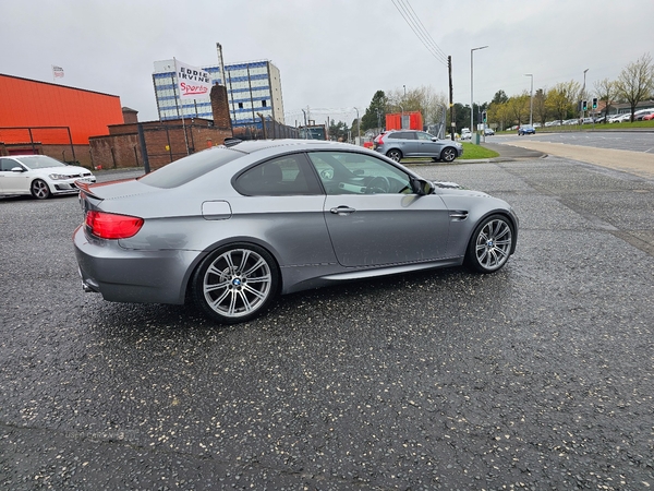 BMW M3 COUPE in Down