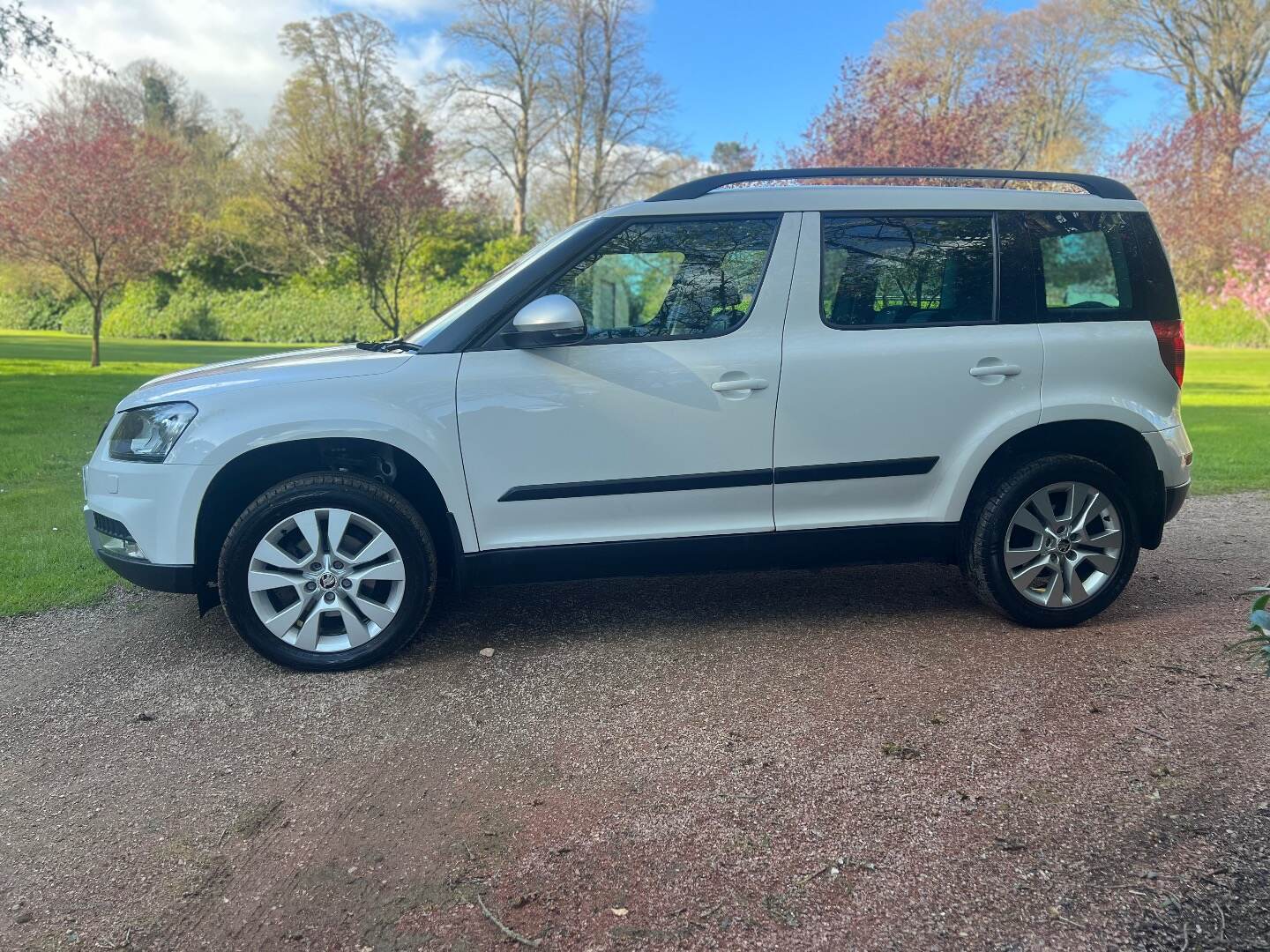 Skoda Yeti OUTDOOR DIESEL ESTATE in Antrim